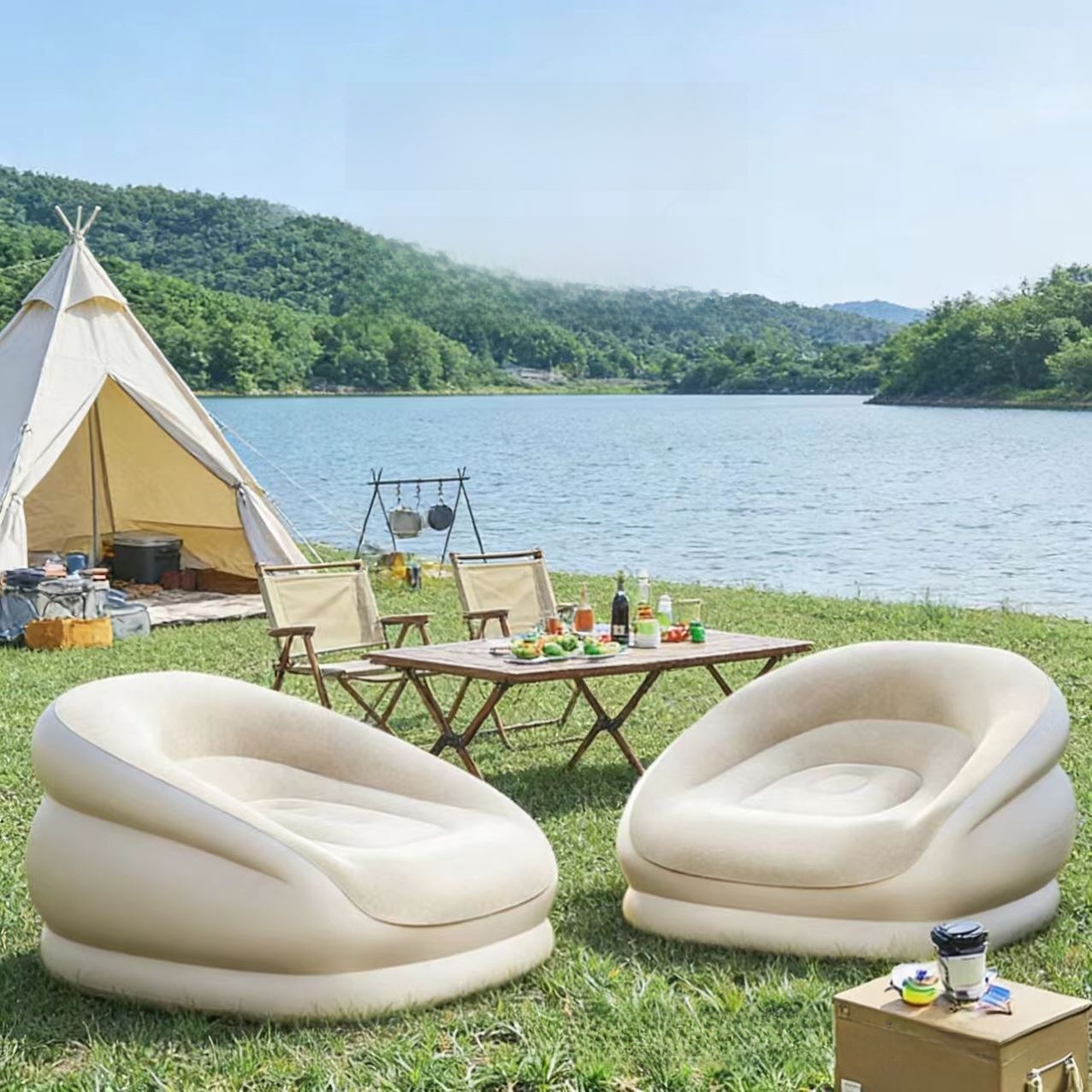 Outdoor Furniture Designer - Canapé Gonflable Portable pour Festival de